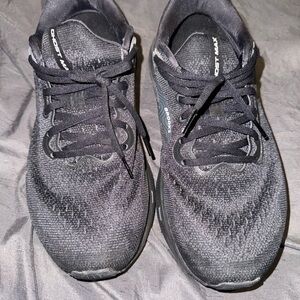 Brooks Women’s Ghost Max Cushion Neutral Running & Walking Shoe